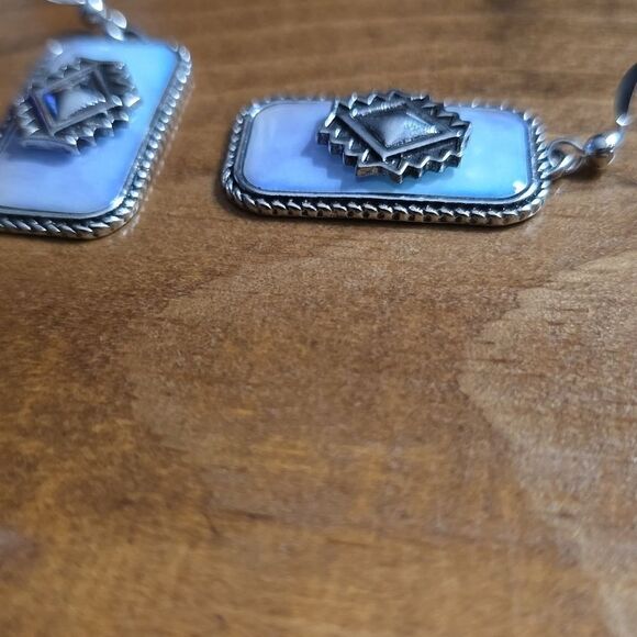 Boho western white gold plated rectangular earrings - Picture 9 of 9